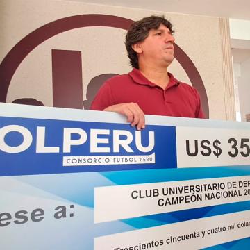 Consorcio Fútbol Perú cumplió con otorgar premio a Universitario por salir campeón
