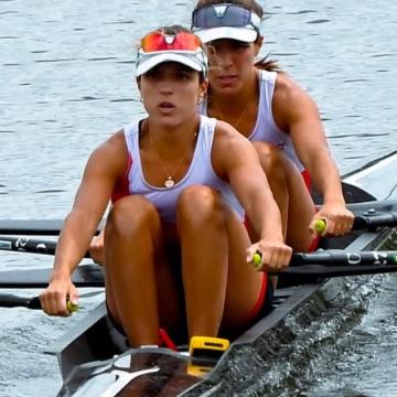 ¡Hermanas Alessia y Valeria Palacios lograron medalla de plata en Copa del Mundo de Remo!