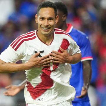 (FOTOS | VIDEO) ¡El primer triunfo en la era Menezes! Perú remontó y venció 2-1 a Haití