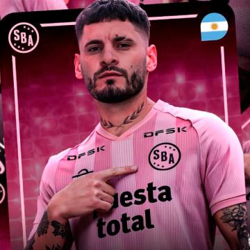 ¡De rojinegro a rosado! Erustes fue presentado en Boys