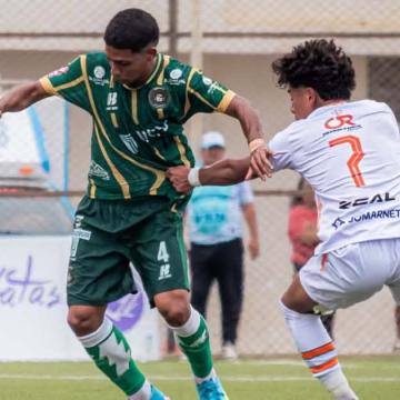 Pirata FC derrotó 2-0 a Ayacucho FC y celebró en casa por la Liga 2