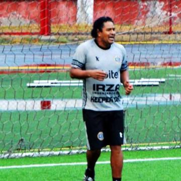 Acasiete: "No será fácil afrontar estas cinco finales que quedan del campeonato"