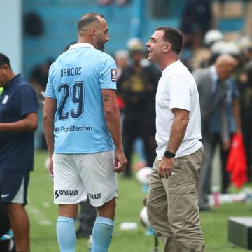 (VIDEO) ¡Tuvieron que separarlos! Guede y Barcos protagonizaron conato de bronca tras el partido