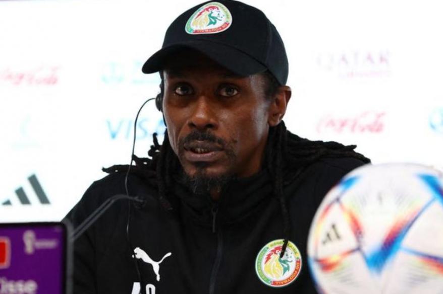 DT de Senegal: "Debemos admitir la superioridad de Inglaterra, nos empujó hacia atrás"