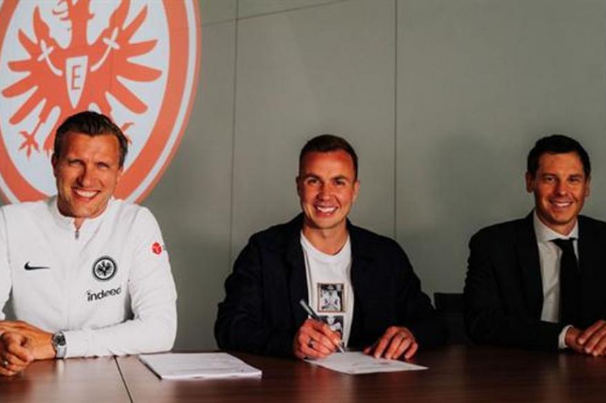 Gotze renovó con Frankfurt hasta el 2026