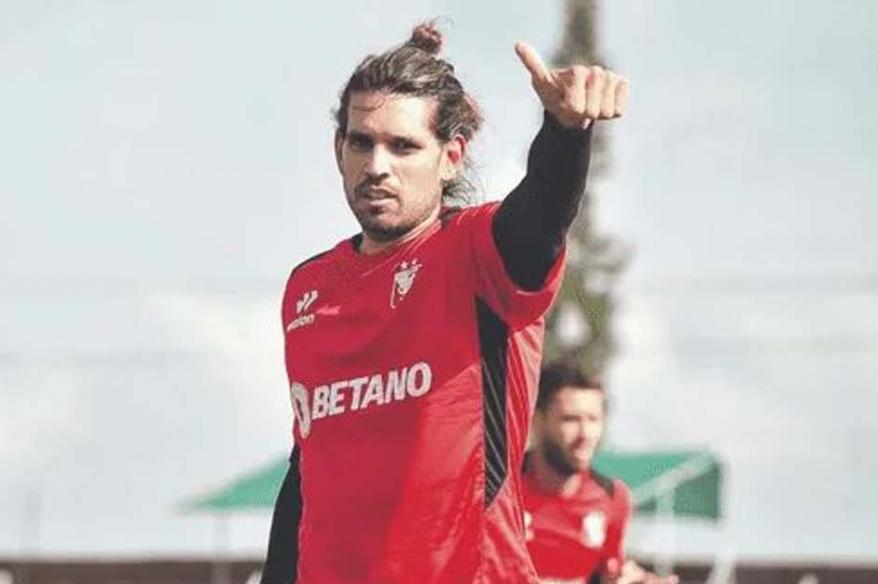 Magnín: "Jugué solo tres partidos de titular, no hay mucho para hacer un análisis"