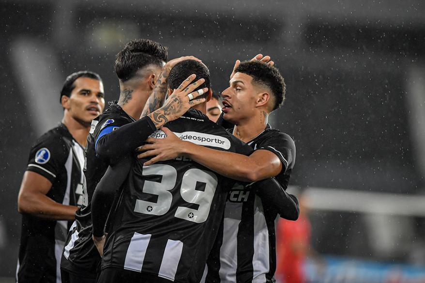 Botafogo eliminó a Patronato y avanzó a octavos de la Copa Sudamericana