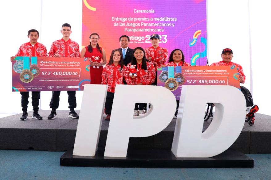 ¡Premio al esfuerzo! IPD entregó casi 5 millones de soles a medallistas en Santiago 2023