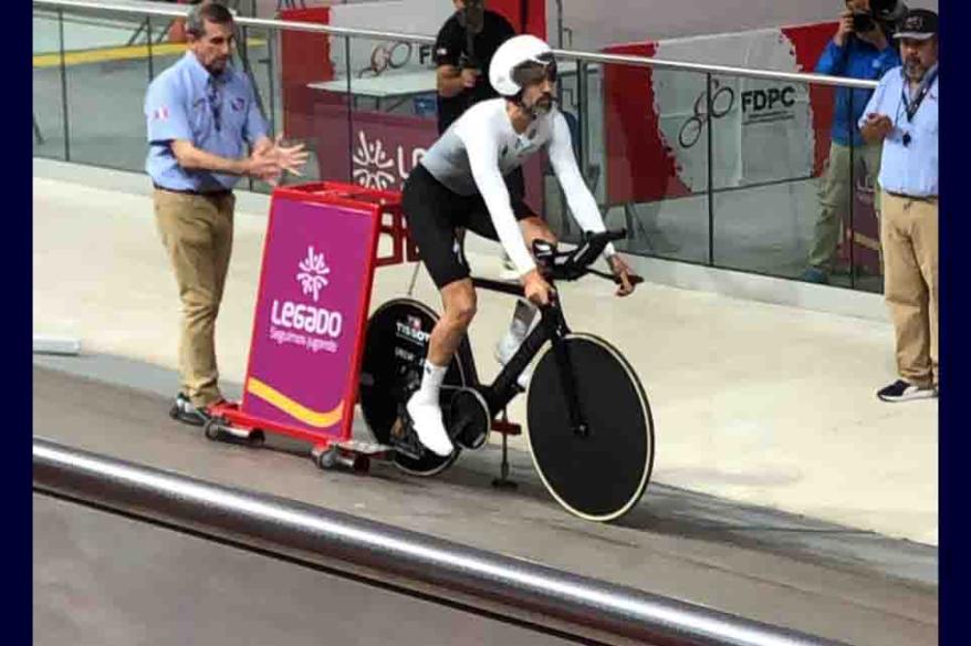 ¡Nuevo recordman! Erik Baumann batió record de La Hora de Tony Ledgard en Videna