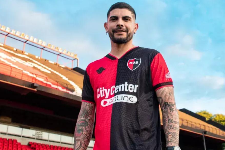 Banega: "Agradecerle a Boca por el interés, pero siempre quise jugar en Newell's"