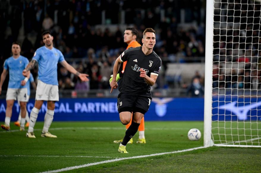 Juventus cayó 2-1 ante Lazio, pero le alcanzó para clasificar a la final de Coppa Italia