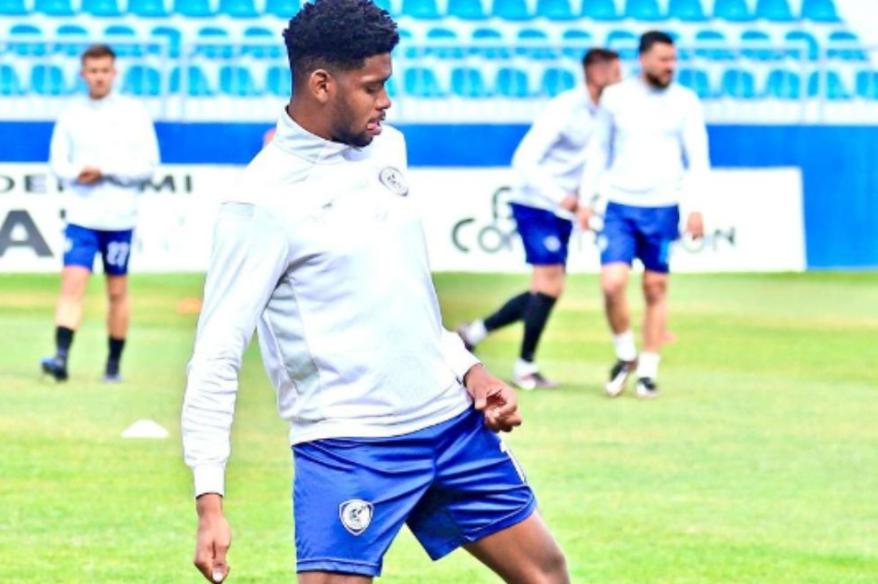 Kukesi, de Carlos Rivas, perdió la categoría en Albania