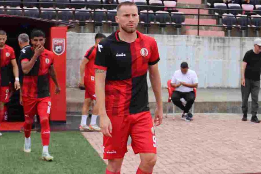 ¡Sabor amargo! Flamurtari y La Torre se quedaron con las ganas de ascender en Albania