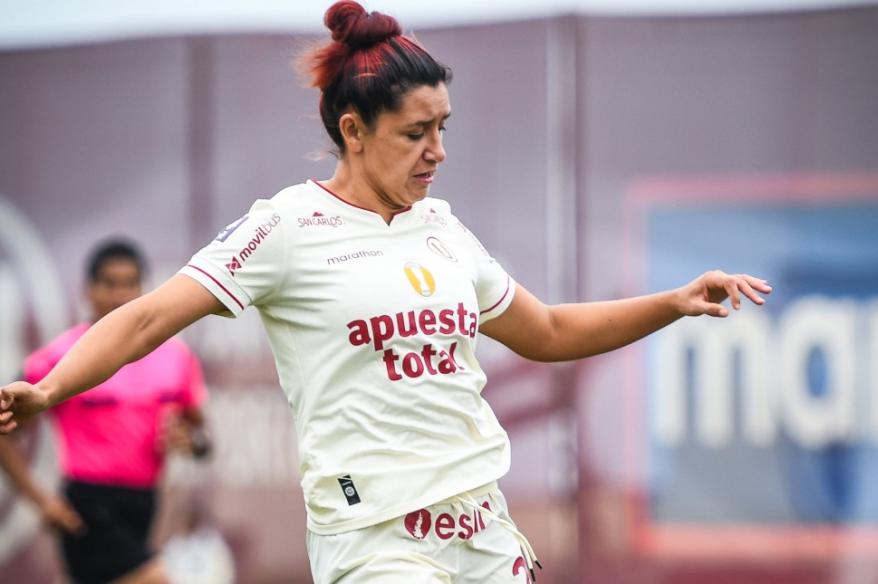 Novoa consideró que debería implementarse el VAR en la liga femenina