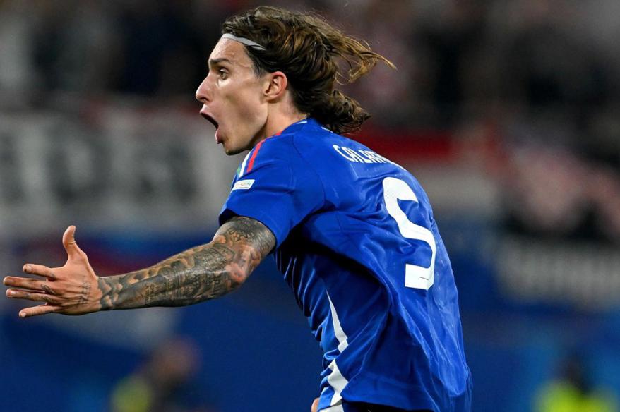 Arsenal cerca de concretar el fichaje de Riccardo Calafiori