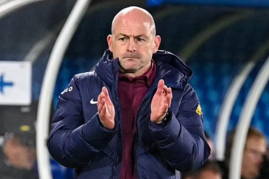Carsley, técnico interino de Inglaterra: "Creo que este trabajo merece un entrenador de talla mundial"