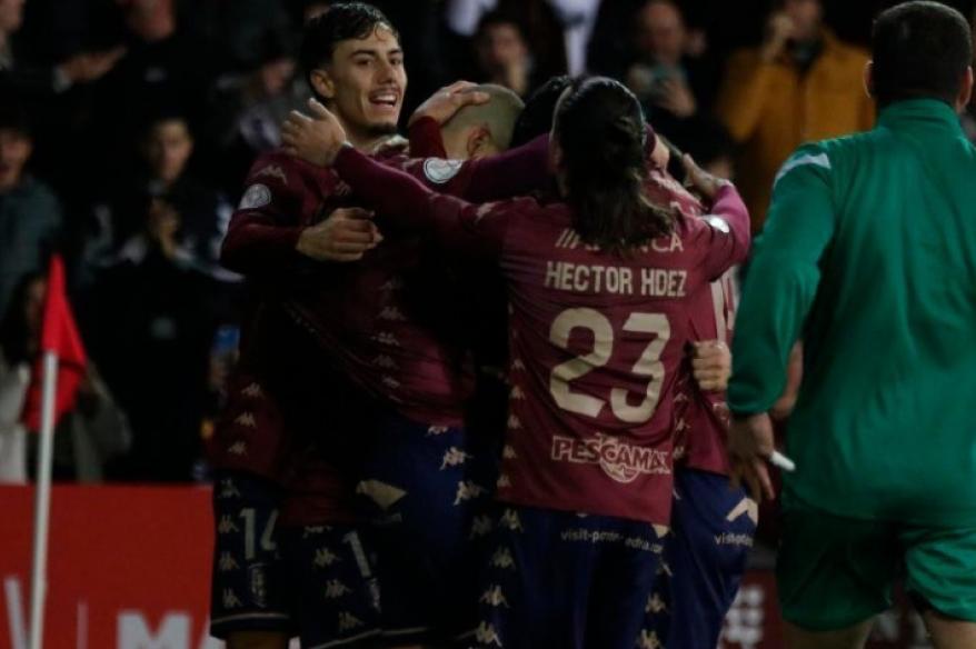 ¡Histórico! Pontevedra goleó a Mallorca y lo eliminó de la Copa del Rey