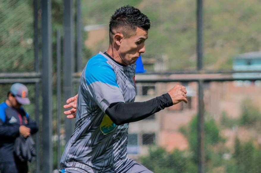 Vásquez: “Sin quitarle mérito a Cristal, dos goles de ellos fueron por errores nuestros”