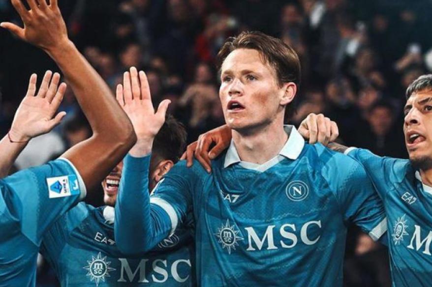 Napoli se impone 3-0 y mantiene la presión sobre el Inter