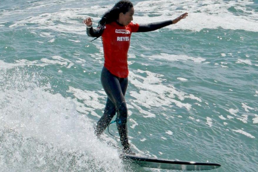 'Mafer' Reyes subió al podio del Mundial ISA World Longboard Championship