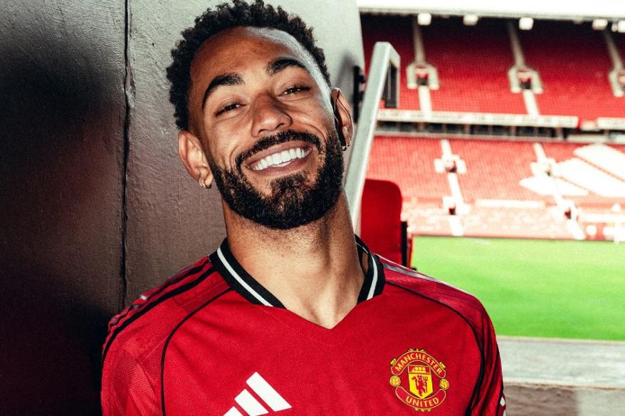 Manchester United confirmó el fichaje de Matheus Cunha