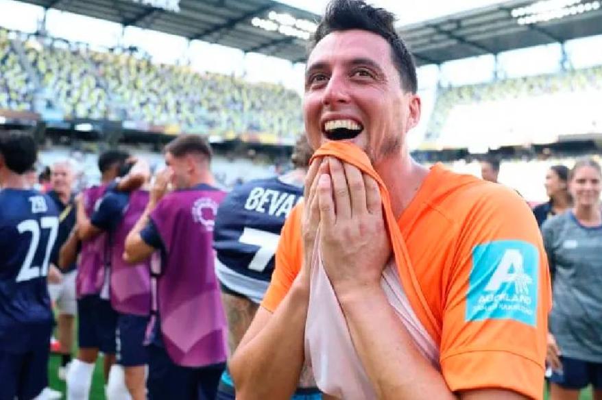Jugador del Auckland City reveló qué harán con el premio obtenido por empate con Boca