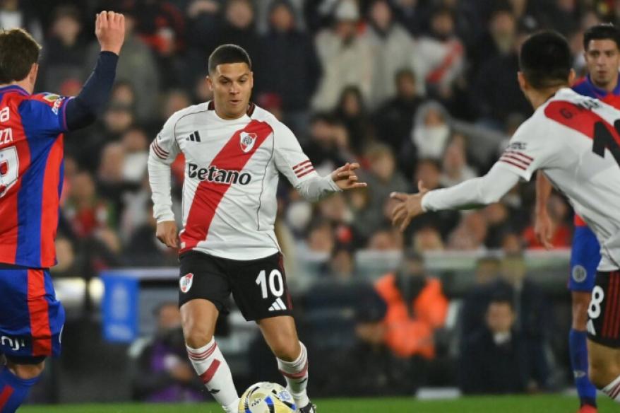 River no pasó del empate ante San Lorenzo en el regreso de Juanfer Quintero