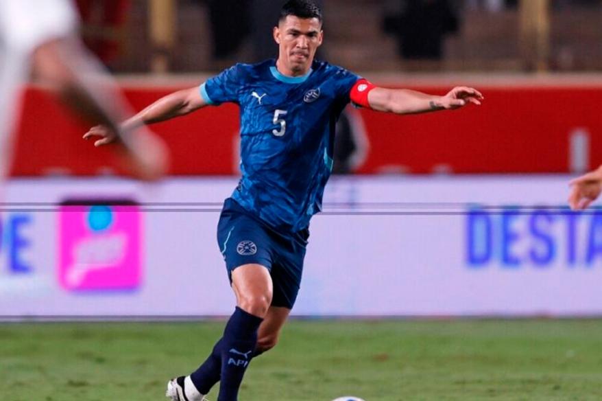 Paraguayo Balbuena se perderá choque ante Perú por lesión