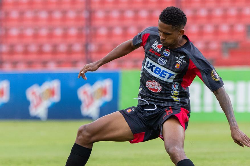 De Santis ingresó en la caída de Caracas ante Estudiantes de Mérida