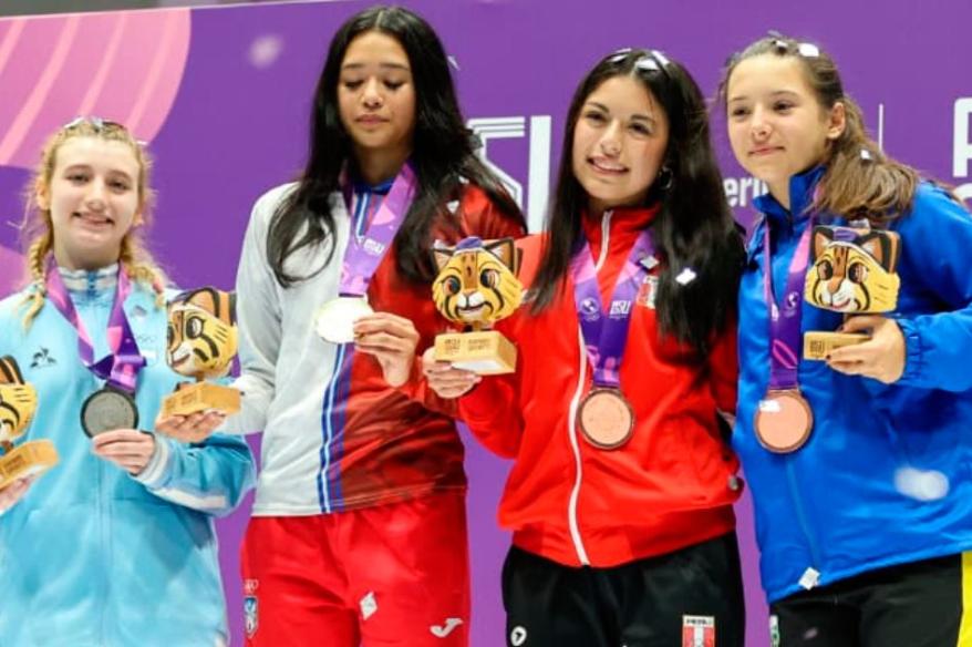 María Karina Galindo se colgó el bronce en esgrima en los Panamericanos Junior en Asunción