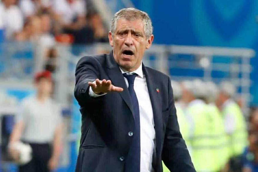 Fernando Santos dejó de ser entrenador de la selección de Azerbaiyán