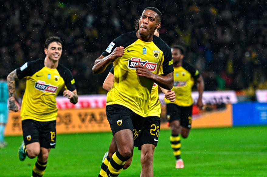 Anthony Martial deja Grecia y será nuevo jugador de Monterrey