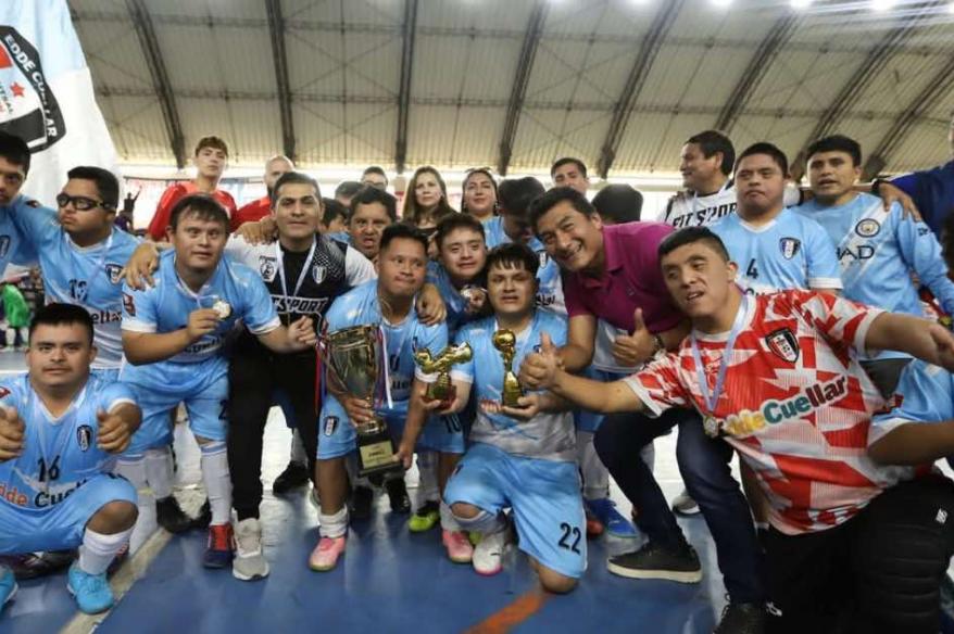 Edde Cuéllar se proclamó campeón nacional de futsal Down