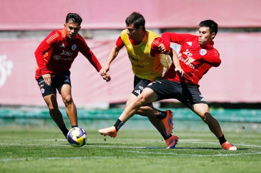 Selección chilena arrancó sus entrenamientos pensando en Perú