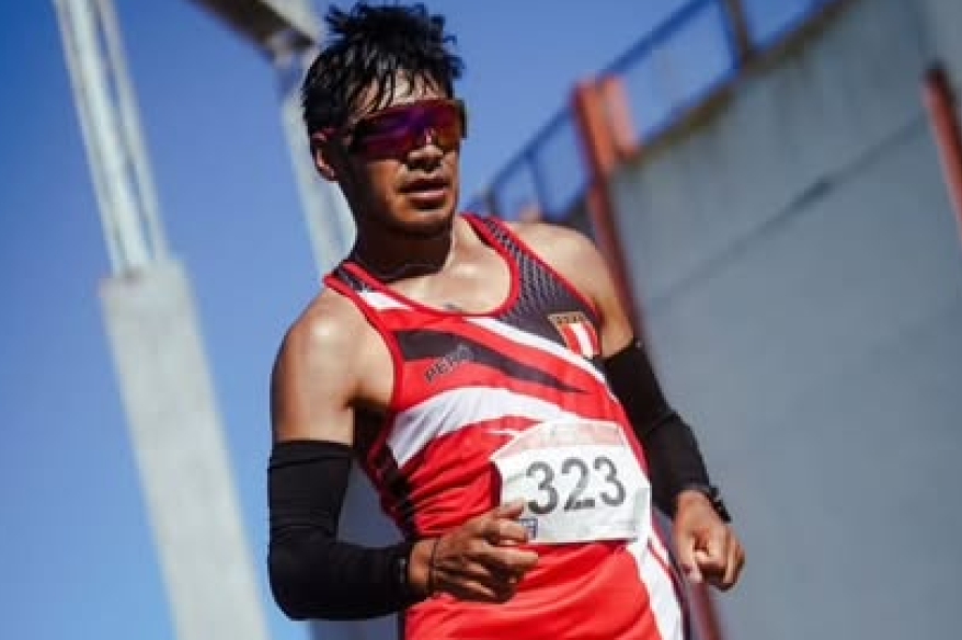 Luis Henry Campos ganó presea de plata en media maratón marcha de Juegos Bolivarianos
