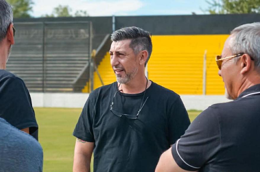 Cristian Díaz fue presentado como nuevo entrenador de Madryn de Argentina