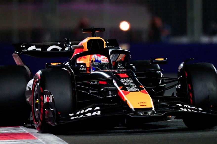 Max Verstappen se quedó con la 'pole' en Abu Dhabi
