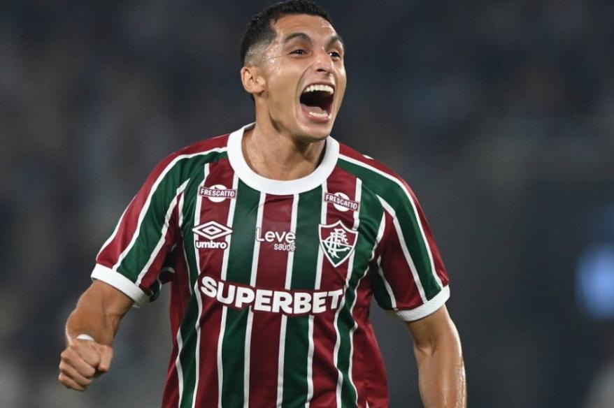 Kevin Serna renovó su contrato con Fluminense