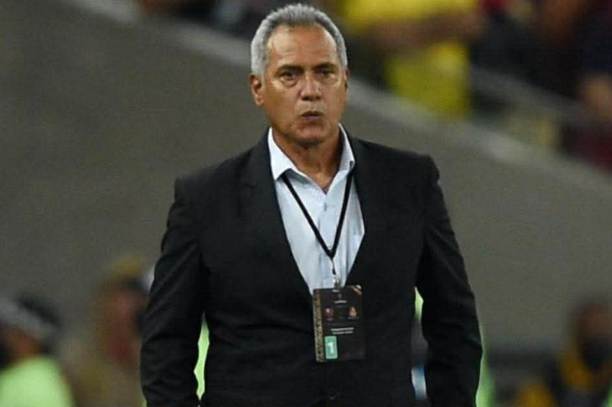 Exentrenador de FBC Melgar fue designado como nuevo DT de Orense SC