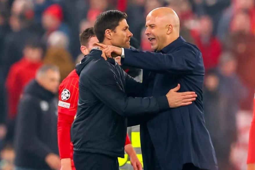 Xabi Alonso podría ser reemplazo de Slot en Liverpool
