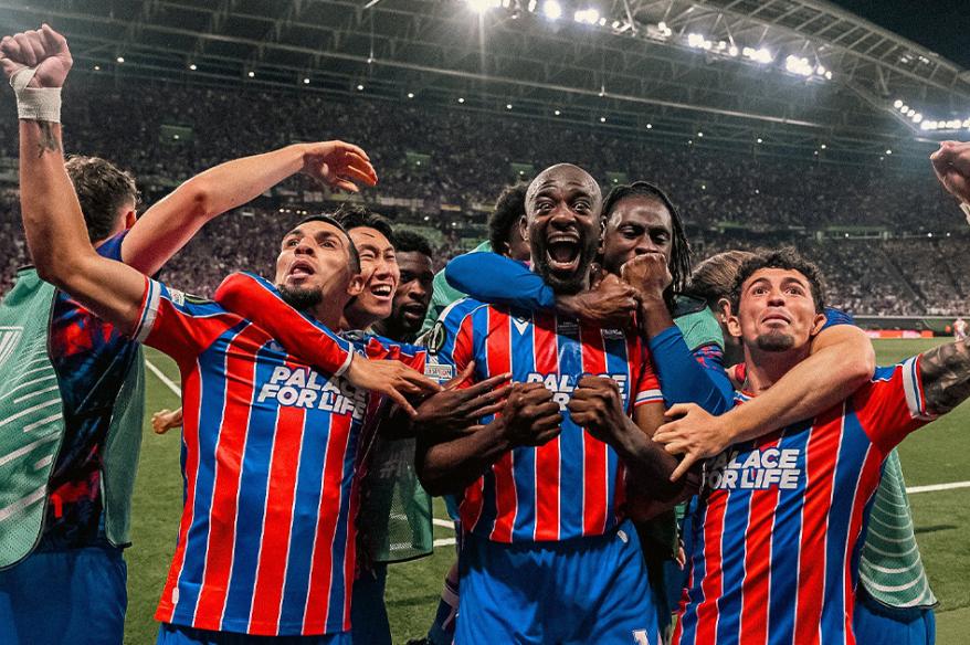 Crystal Palace venció a Rayo Vallecano y se coronó en la Conference League