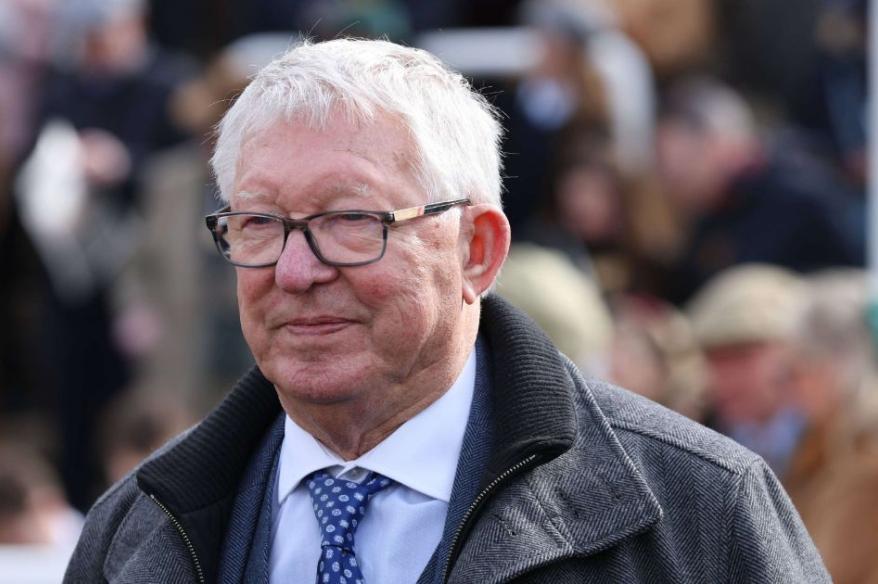 Sir Alex Ferguson fue trasladado a un hospital en Manchester