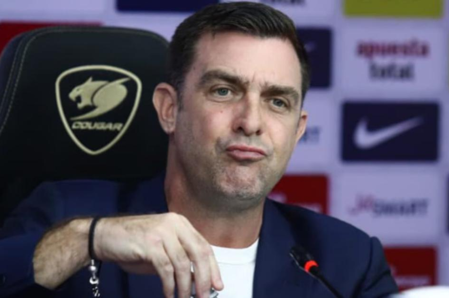 Guede: "No corresponde hablar de fichajes hasta que termine el Apertura"
