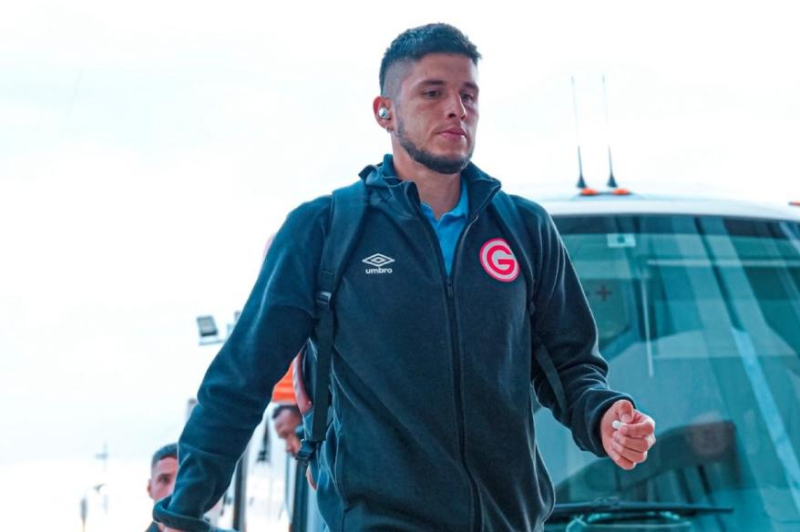 Benincasa: "Ojalá Paolella tenga los huev... de aceptar lo que me dijo"