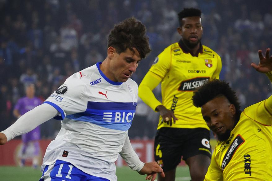 Universidad Católica de Chile venció a Barcelona y quedó cerca de clasificar en la Libertadores