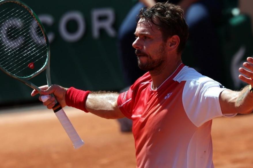 Entre lágrimas, Wawrinka se despidió de Roland Garros