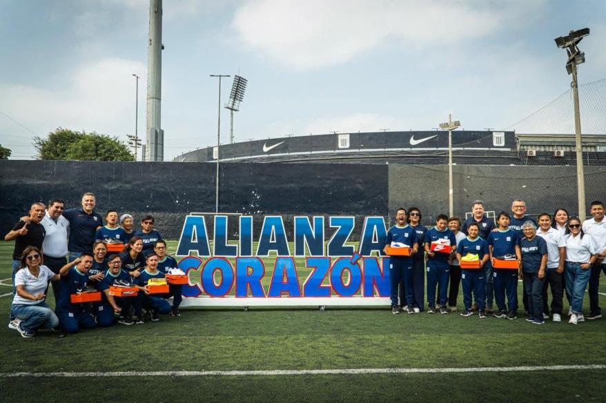 Alianza Lima reconoció a su equipo campeón del Apertura de la Liga de Futsal Down