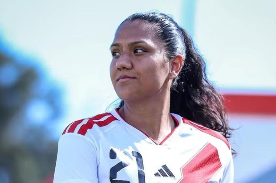 Paula Holguin: "Quiero ganar algo con la Selección y ser la goleadora"