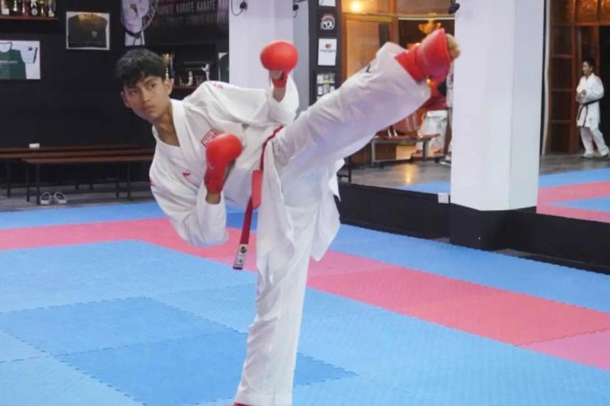 Flavio Medrano ganó el bronce en el Panamericano Juvenil de Karate en Costa Rica
