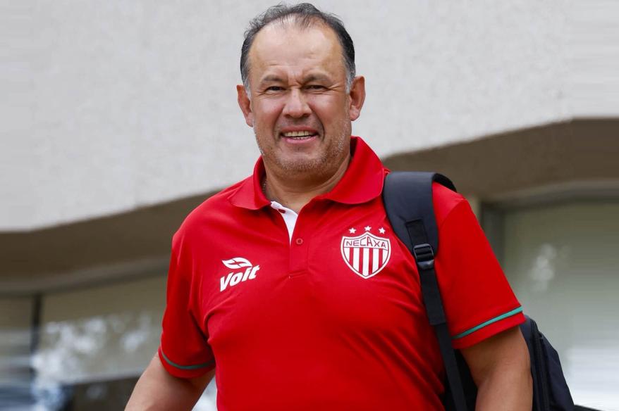 Reynoso: "Siendo creativos, humildes y todos inteligentes vamos a revertir la situación"